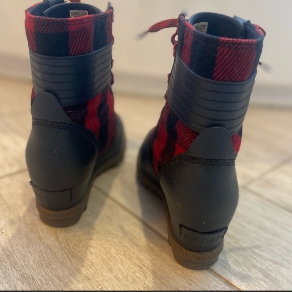 Sorel womens size 7 Lexie Buffalo plaid red Joan of arc wedge boots shoes winter - Picture 4 of 11